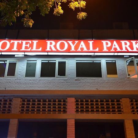 Hotel Royal Park 22 Chandīgarh Eksteriør bilde